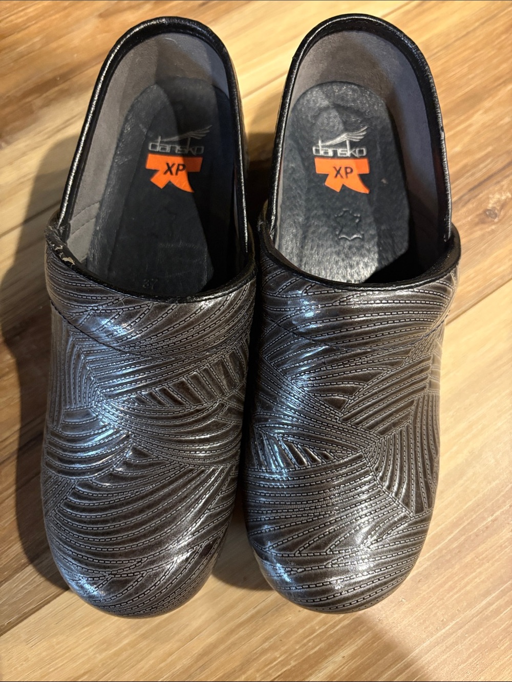 Dansko XP clogs - Picture 2 of 3